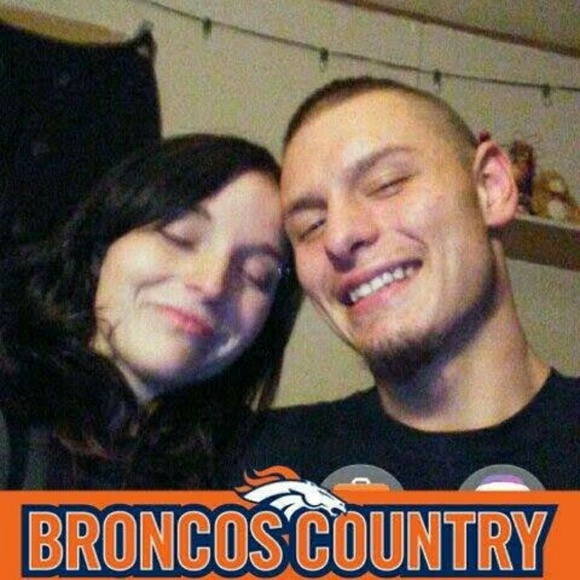 Meet your Poshers, Richelle & Ricky lovers 4ever! - Picture 5 of 8